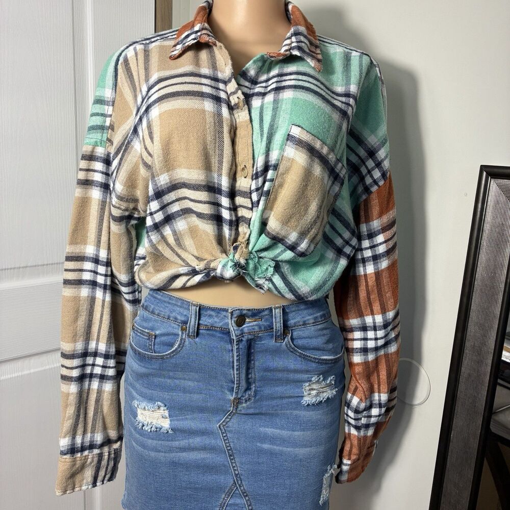 Rue 21 Flannel Shirt Womens XL Patchwork Plaid Cropped Button Down Pocket